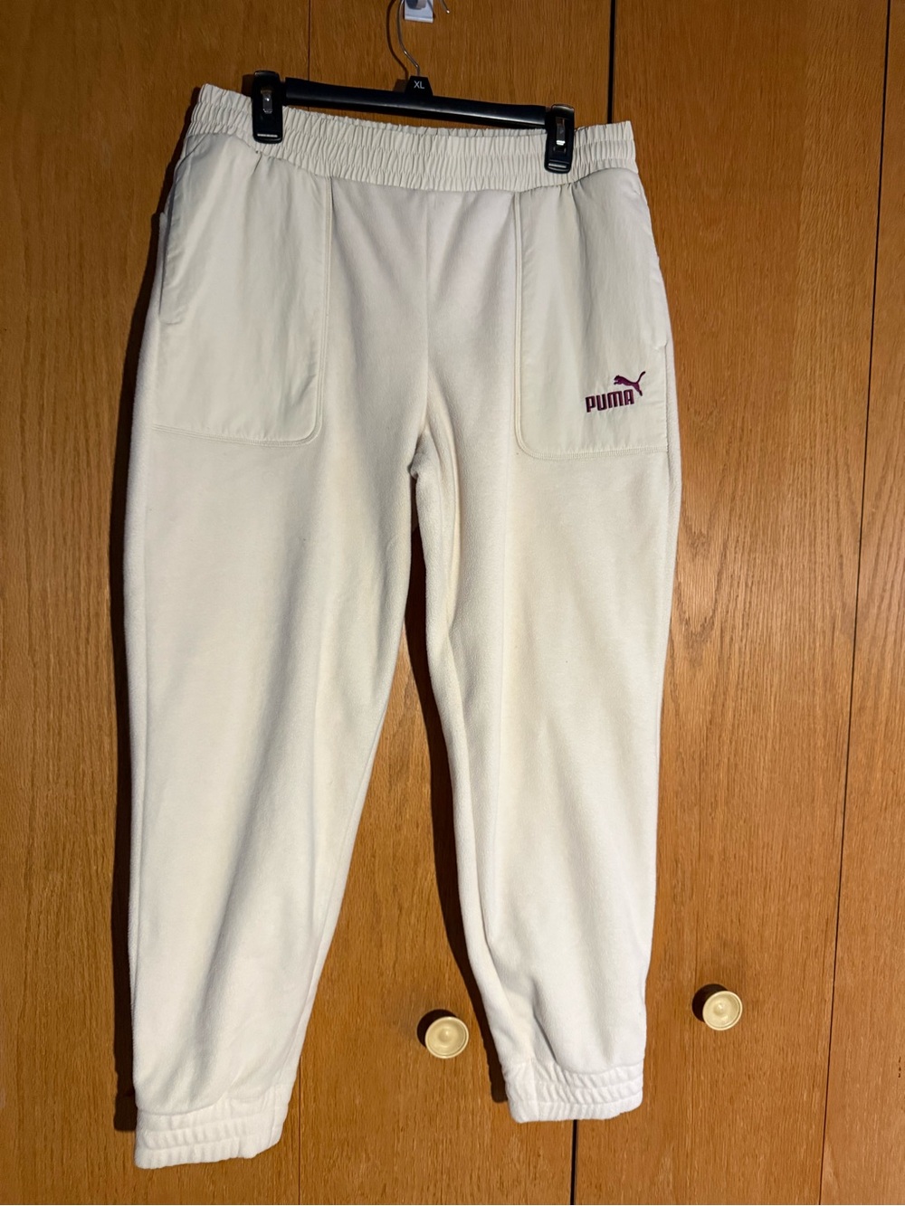 Cream -colored Puma ESS Elevated Fleece Sweatpants